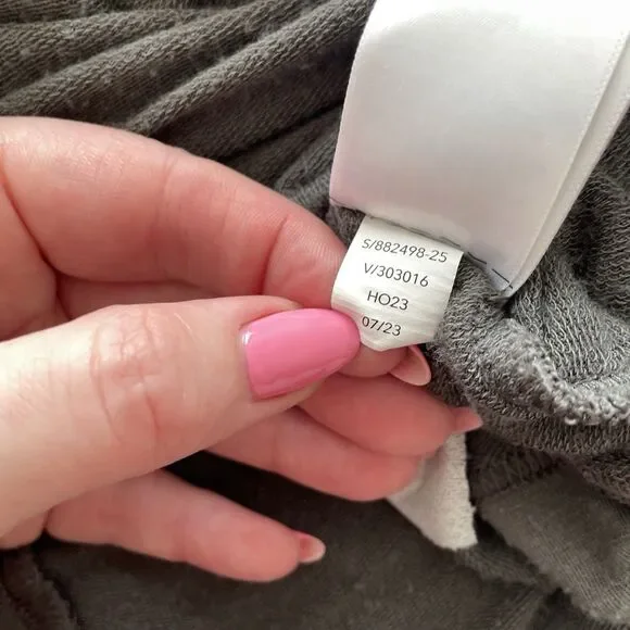 ATHLETA Pranayama Restore Wrap in Mortar Mushroom Gray Tencel Blend Size S - Picture 10 of 10